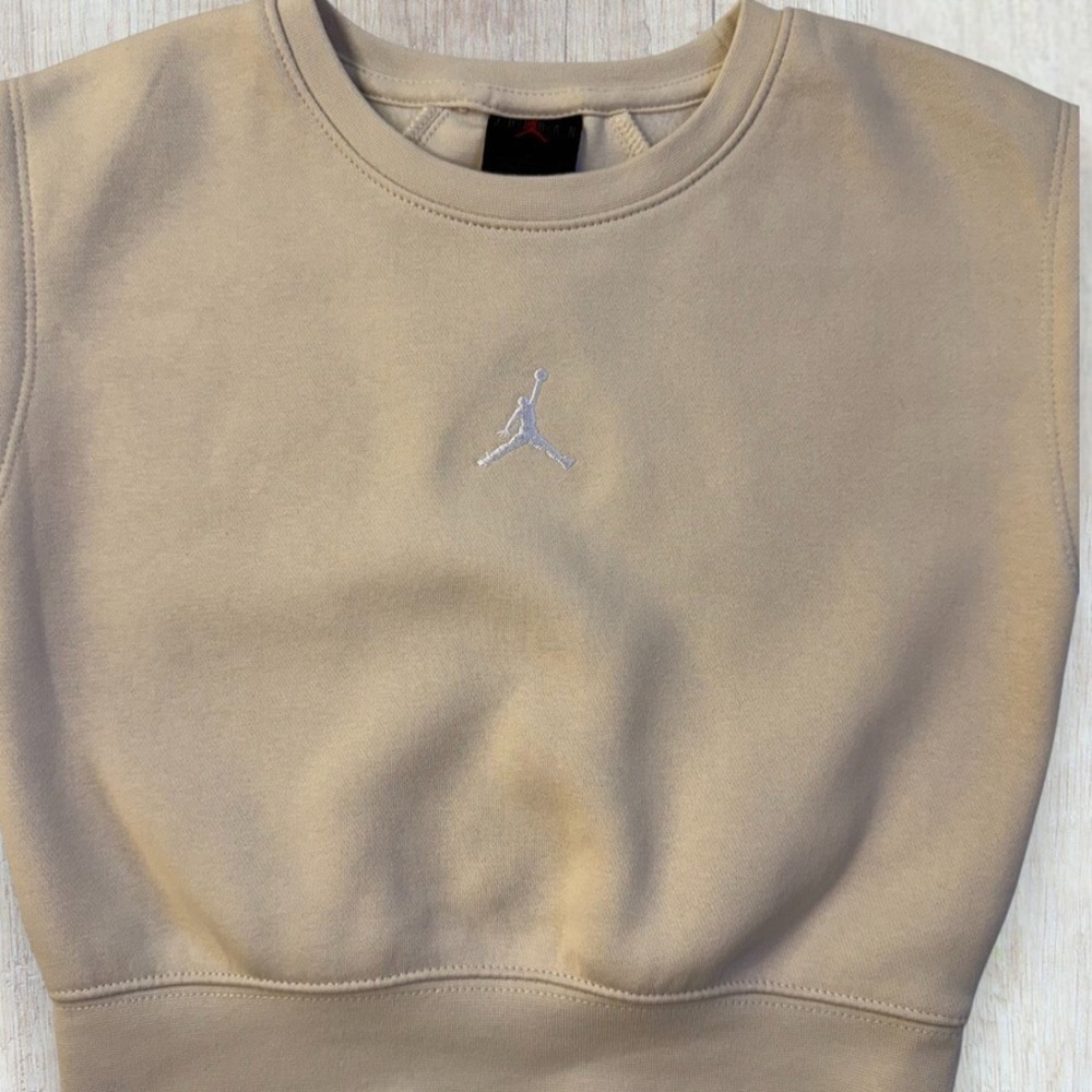 Jordan Nike Girls MJ Brooklyn Fleece Vest NWT - Size S - Legend Lt Brown - Picture 6 of 10